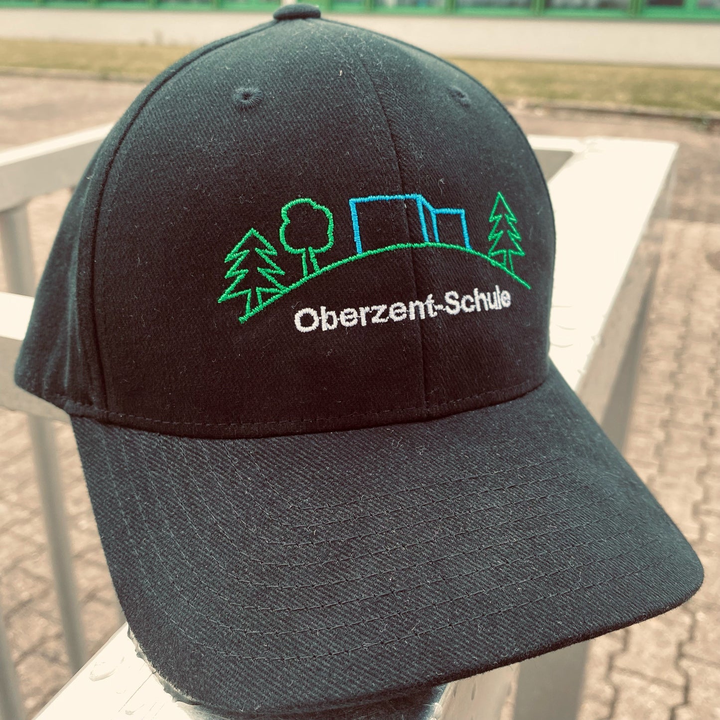 Basecap mit Logo der Oberzent-Schule