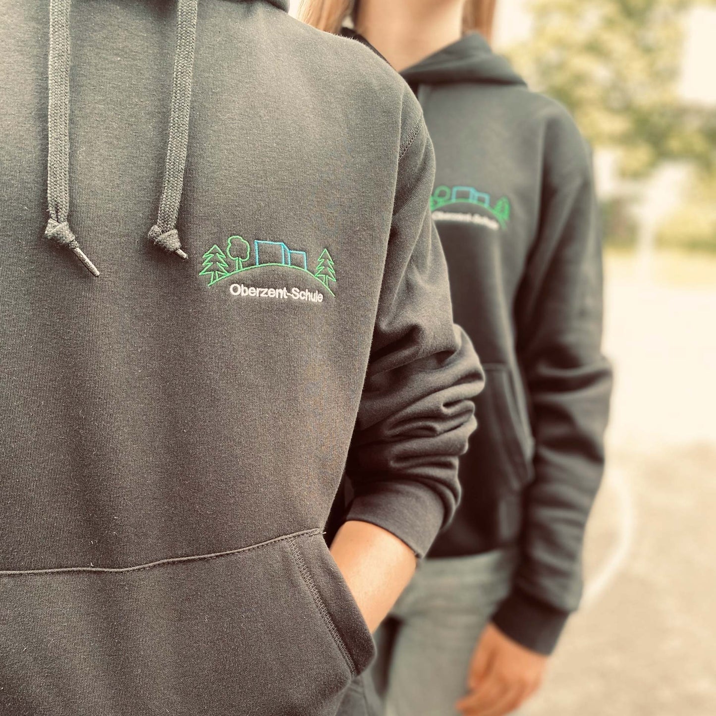 Kapuzen-Sweatshirt mit Logo der Oberzent-Schule