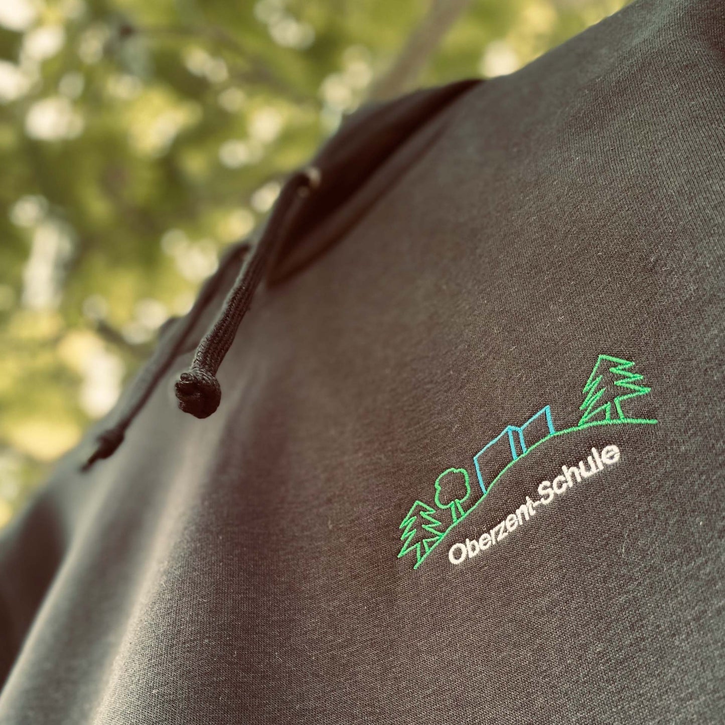 Kapuzen-Sweatshirt mit Logo der Oberzent-Schule