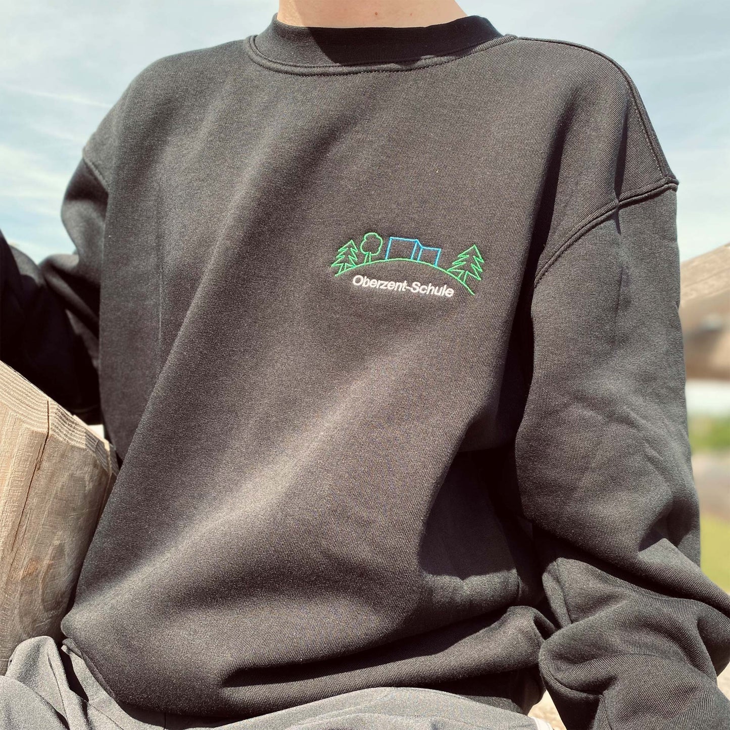 Sweatshirt mit Logo der Oberzent-Schule